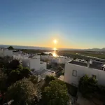Bella Vista - Near The And Airport Villa *
